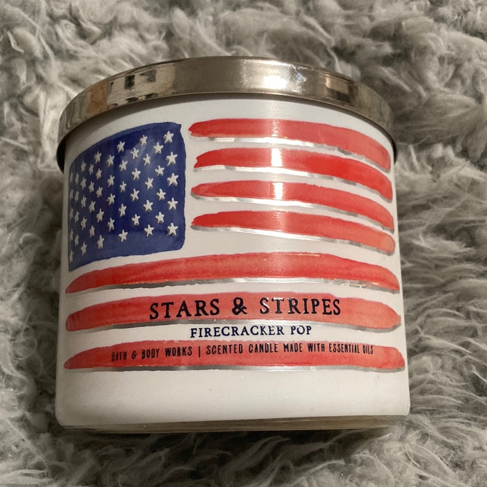 Bath & Body Works Stars & Stripes 3 wick candle